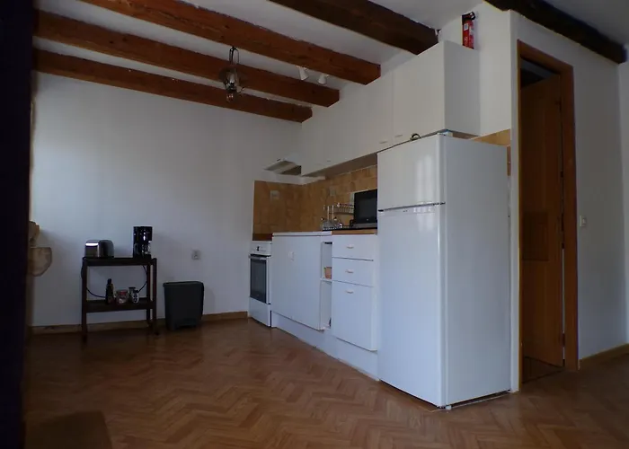 Rural, Proche Des Sites Touristiques