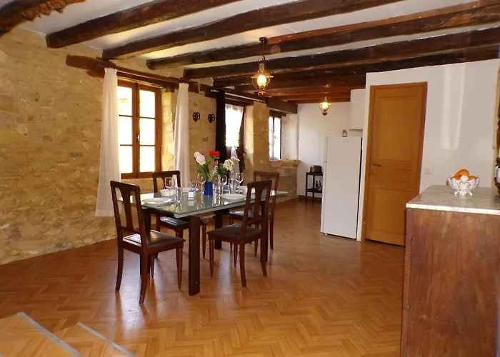 Rural, Proche Des Sites Touristiques