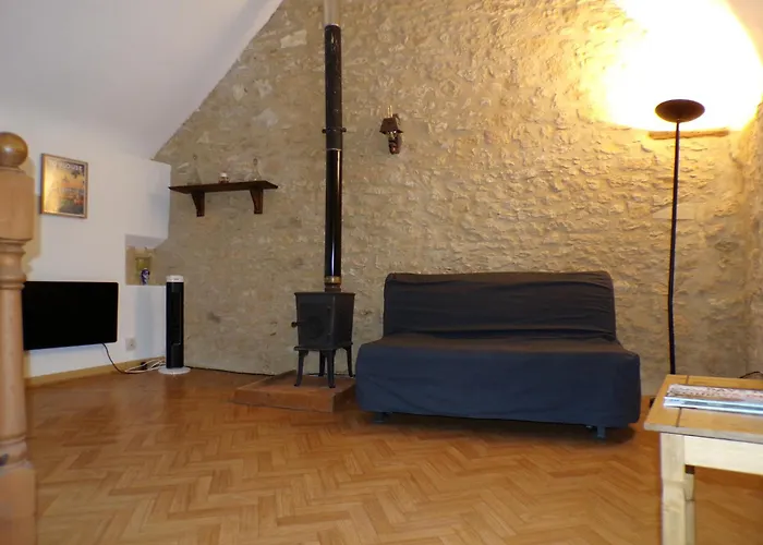 Nyaraló Rural, Proche Des Sites Touristiques *